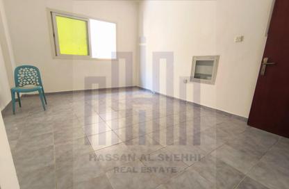 Apartment - 1 Bedroom - 1 Bathroom for rent in Muwailih Building - Muwaileh - Sharjah