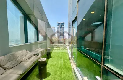 Office Space - Studio for rent in The Regal Tower - Business Bay - Dubai