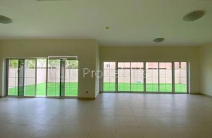 Villa - 4 Bedrooms - 6 Bathrooms for sale in Nad Al Sheba Villas - Nad Al Sheba 3 - Nad Al Sheba - Dubai Villa - 4 Bedrooms - 6 Bathrooms for sale in Nad Al Sheba Villas - Nad Al Sheba 3 - Nad Al Sheba - Dubai