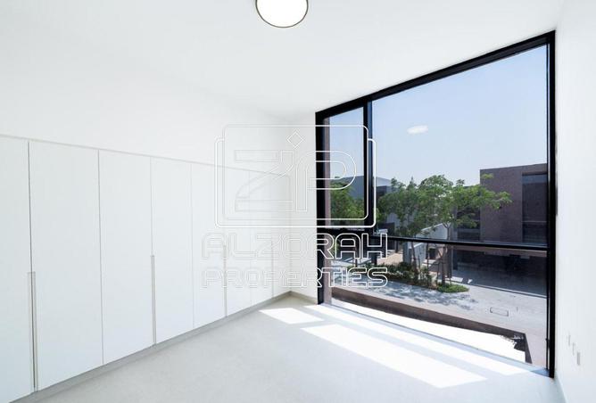 135144943 - Property Image 2