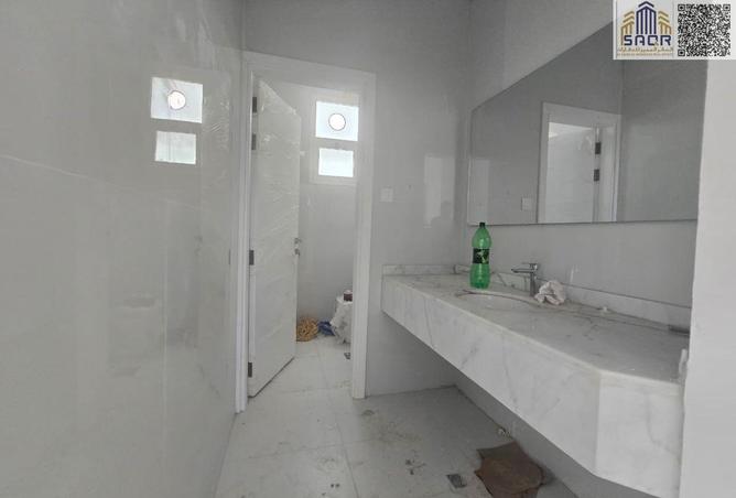 89210063 - Property Image 3