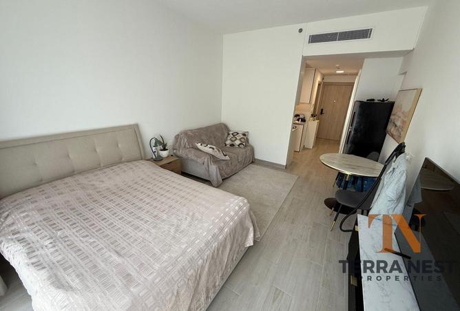 78204001 - Property Image 2