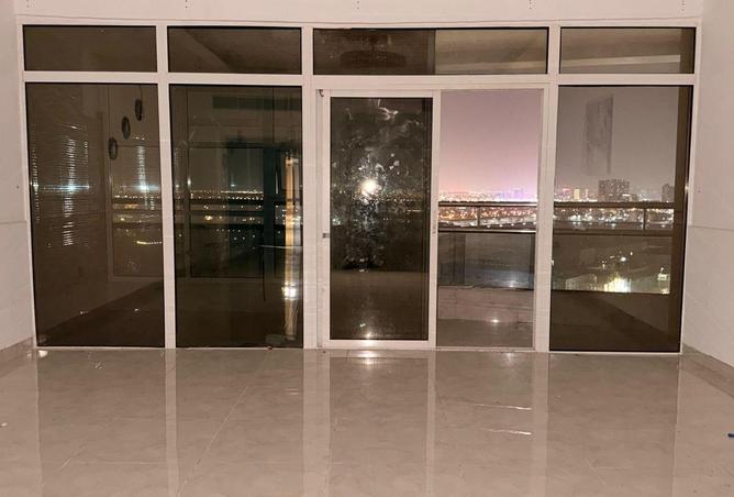 73402129 - Property Main Image