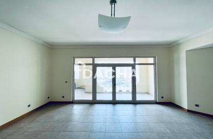 Apartment - 2 Bedrooms - 3 Bathrooms for rent in Al Hamri - Shoreline Apartments - Palm Jumeirah - Dubai