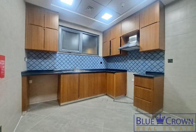 63654379 - Property Main Image