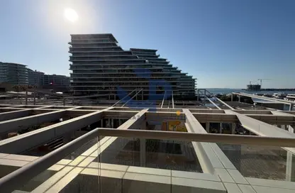 شقة - غرفة نوم - 2 حمامات للايجار في البرزة - البندر - شاطئ الراحة - أبوظبي