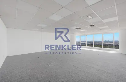 Office Space - Studio - 1 Bathroom for rent in Churchill Executive Tower - Churchill Towers - Business Bay - Dubai