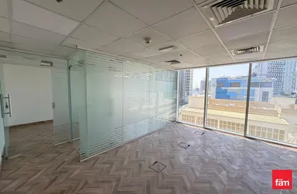 Office Space - Studio - 1 Bathroom for rent in Crystal Tower - Business Bay - Dubai