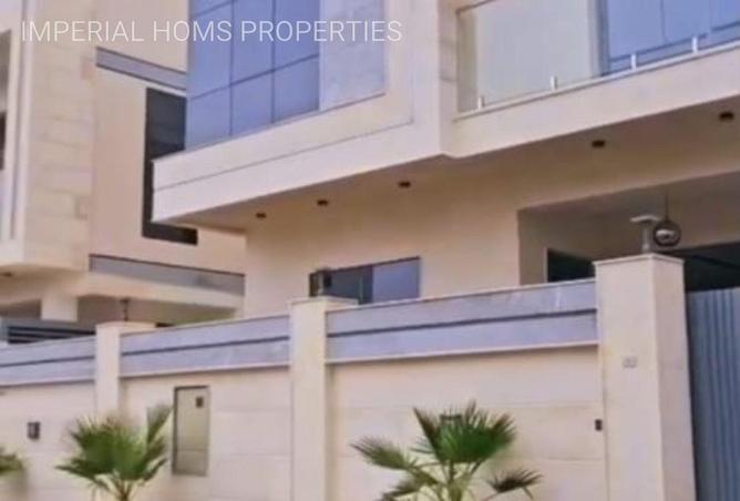 74233000 - الصورة الرئيسية للعقار