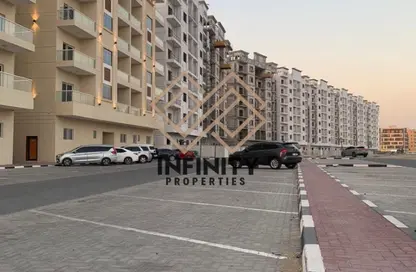 Apartment - 2 Bedrooms - 3 Bathrooms for sale in Al Amira Village - Al Yasmeen - Ajman