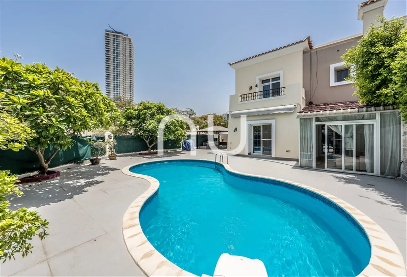 128813611 - Property Main Image