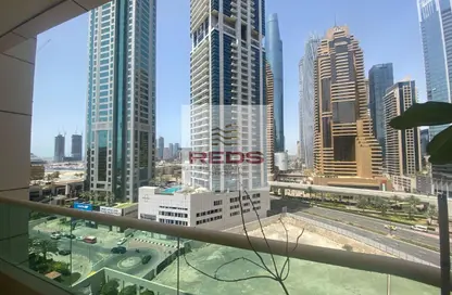 Apartment - 1 Bathroom for rent in The Royal Oceanic - Dubai Marina - Dubai