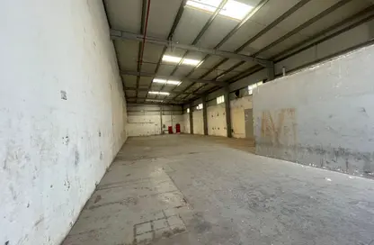 Warehouse - Studio - 1 Bathroom for rent in SG 13 Building - Industrial Area 13 - Sharjah Industrial Area - Sharjah