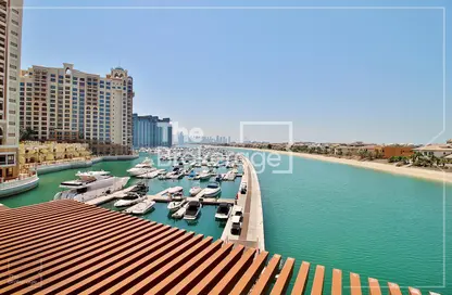 Apartment - 1 Bathroom for sale in Palm Views West - Palm Views - Palm Jumeirah - Dubai