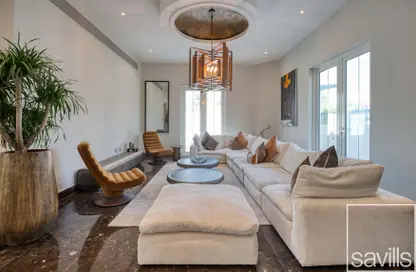 Villa - 5 Bedrooms - 6 Bathrooms for rent in Umm Suqeim 3 Villas - Umm Suqeim 3 - Umm Suqeim - Dubai Villa - 5 Bedrooms - 6 Bathrooms for rent in Umm Suqeim 3 Villas - Umm Suqeim 3 - Umm Suqeim - Dubai