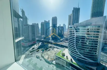 مكتب - استوديو للايجار في B2B  برج - الخليج التجاري - دبي