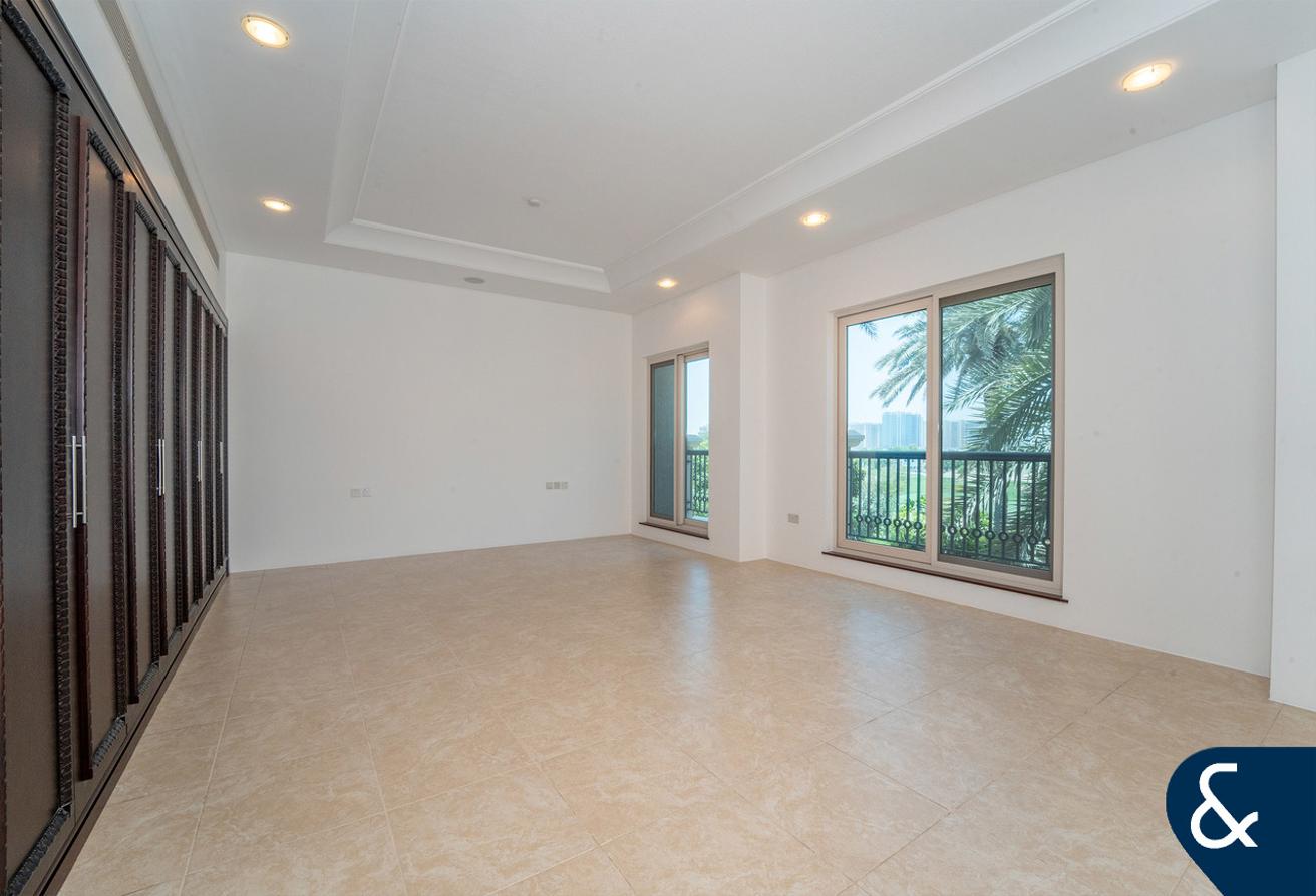 Huge Plot | Golf Course View | Extended B1 photo 10