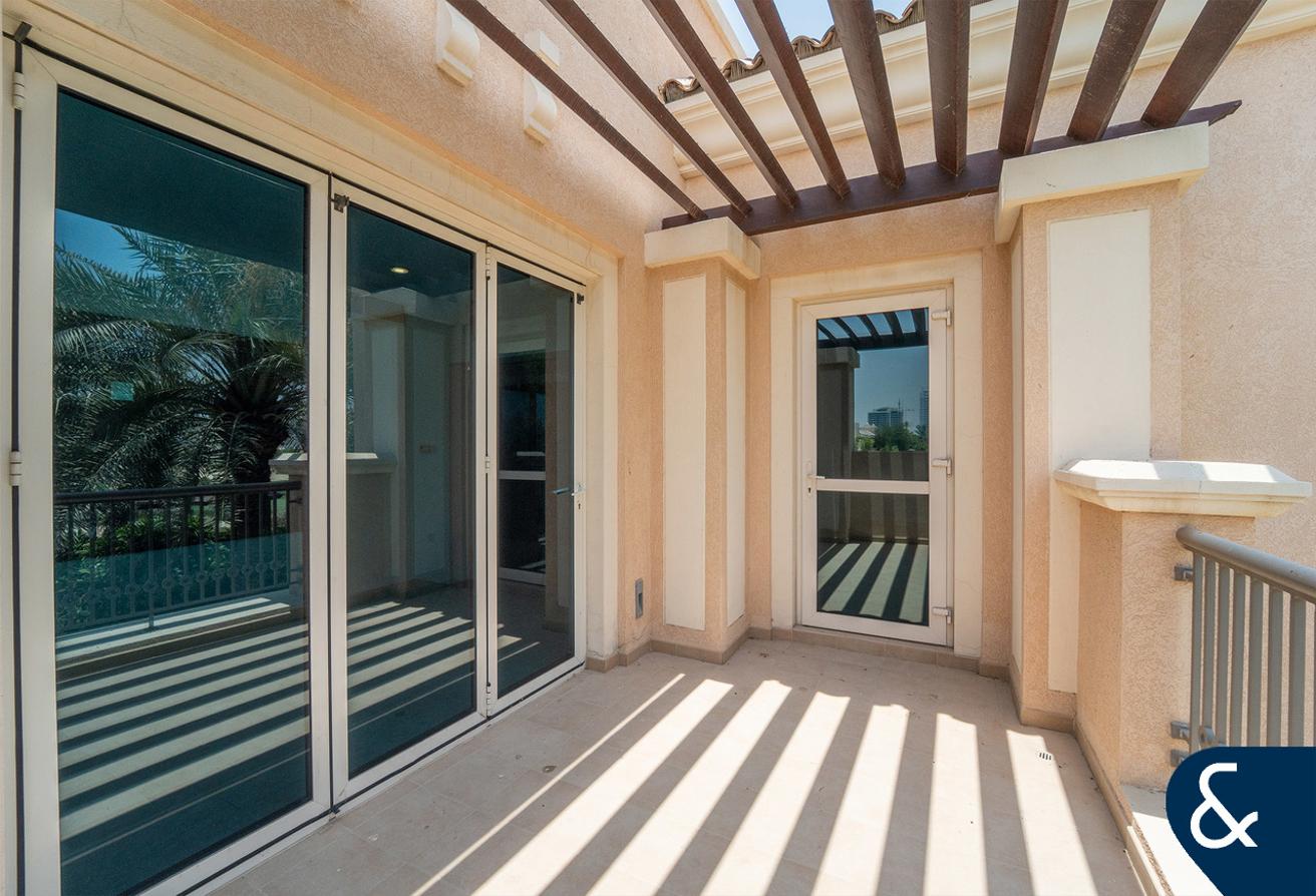 Huge Plot | Golf Course View | Extended B1 photo 22