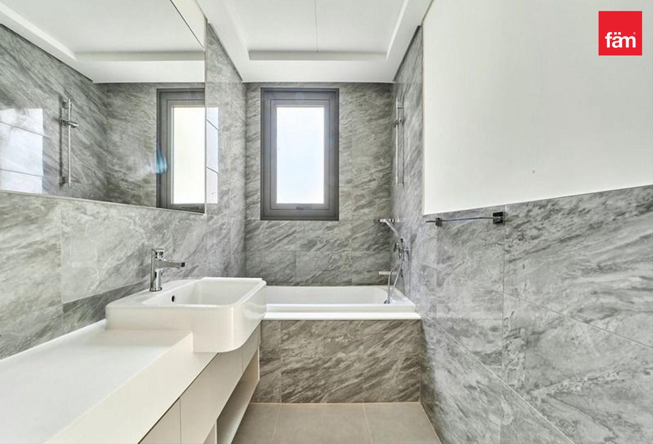 Single Row | Type B Large | Landscaped | Vacant photo 17