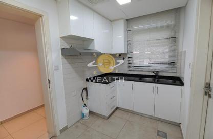 Townhouse - 2 Bedrooms - 4 Bathrooms for rent in Nasma Residence - Al Tai - Sharjah