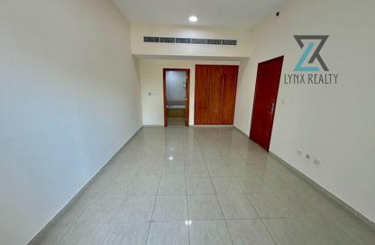 Apartment - 2 - 3 for rent in Mohammed Saeed Hareb Building (KML3) - Oud Metha - Bur Dubai - Dubai