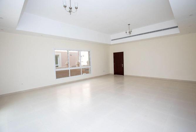 74627704 - Property Image 2