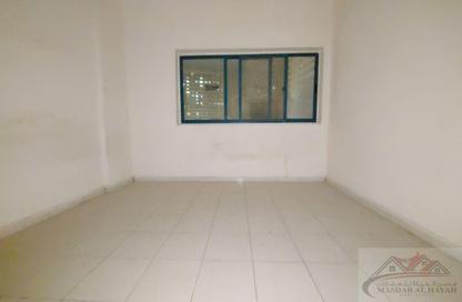 Whole Building - 7+ - 2 for rent in Dar Al Majaz - Jamal Abdul Nasser Street - Al Majaz - Sharjah Whole Building - 7+ - 2 for rent in Dar Al Majaz - Jamal Abdul Nasser Street - Al Majaz - Sharjah