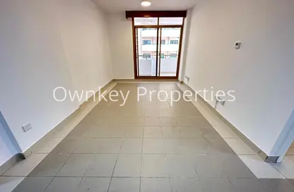 Apartment - 1 Bedroom - 1 Bathroom for rent in Mankhool Building - Mankhool - Bur Dubai - Dubai