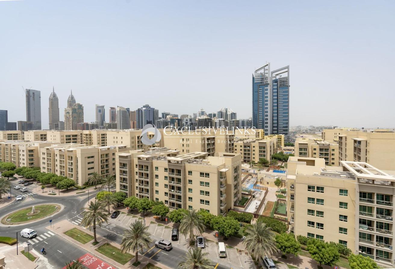 Skyline Views | Best Layout | Vacant photo 18