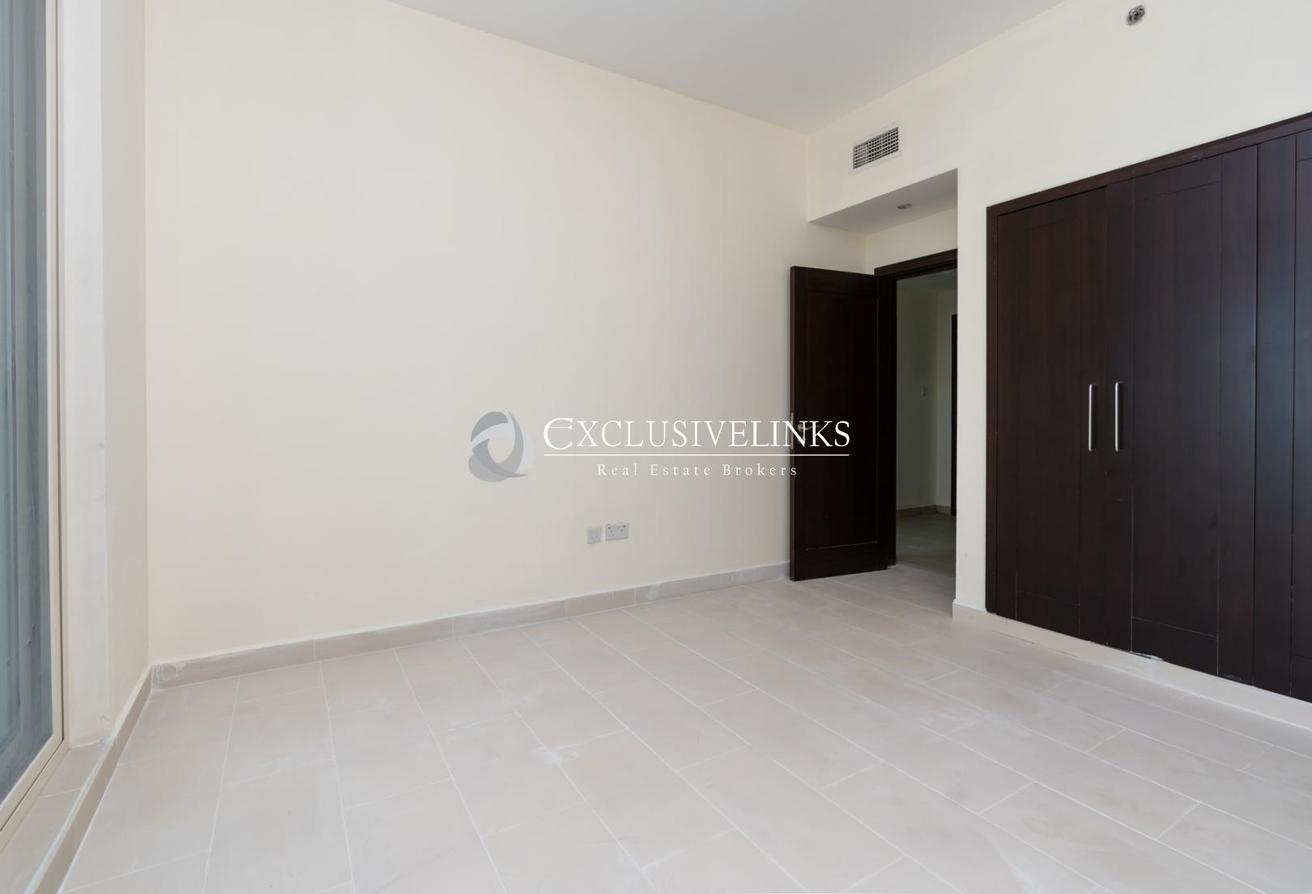 Skyline Views | Best Layout | Vacant photo 6