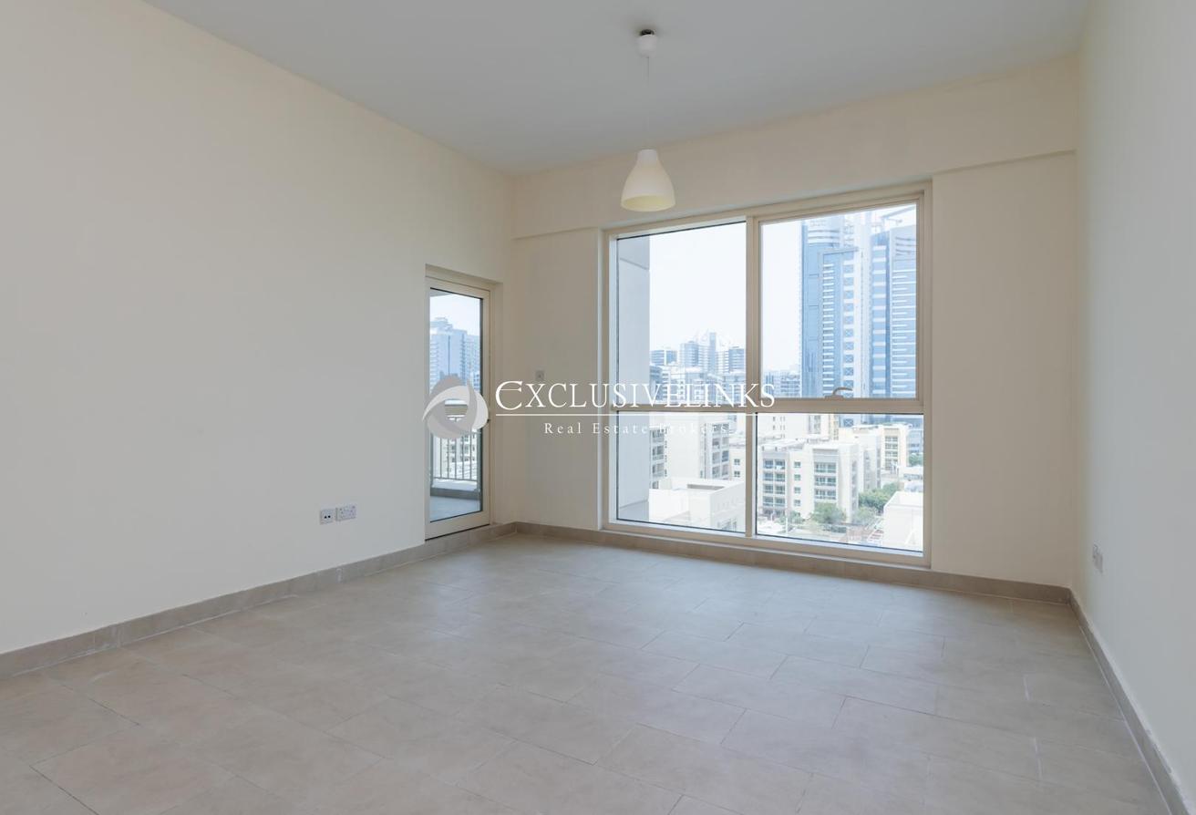 Skyline Views | Best Layout | Vacant photo 20