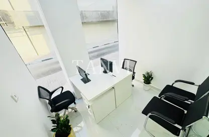 مكتب - غرفة نوم - 1 حمام للايجار في ريم ريزدنسي - الكرامة - دبي