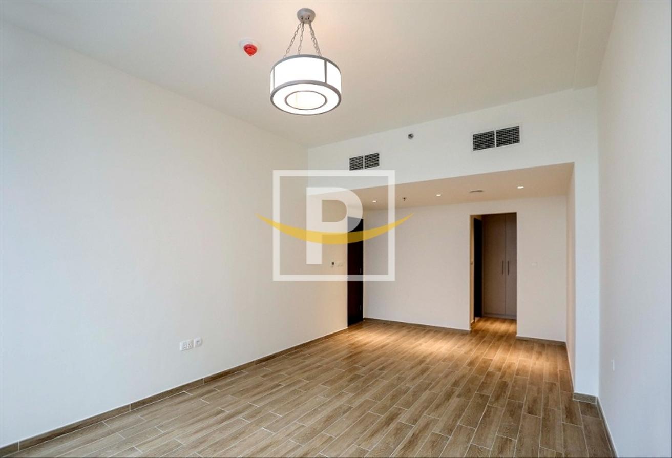 Ready To Move In | Bright 2BR | Spacious photo 8