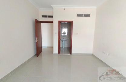 Apartment - 1 Bedroom - 2 Bathrooms for rent in Hajar Building - Muwaileh Commercial - Sharjah