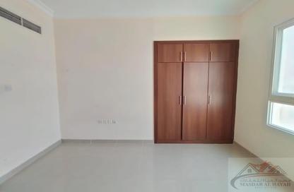 Apartment - 1 Bedroom - 2 Bathrooms for rent in Hajar Building - Muwaileh Commercial - Sharjah
