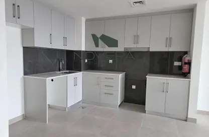 شقة - 2 غرف نوم - 3 حمامات للايجار في جواهر رزيدنسز - جزيرة مريم - الخان - الشارقة