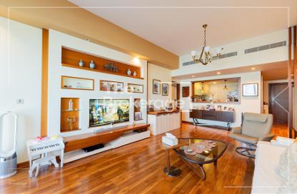 Apartment - 3 Bedrooms - 4 Bathrooms for sale in Marina Residences 4 - Marina Residences - Palm Jumeirah - Dubai