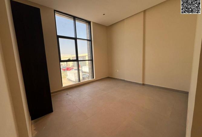 74263711 - Property Image 2