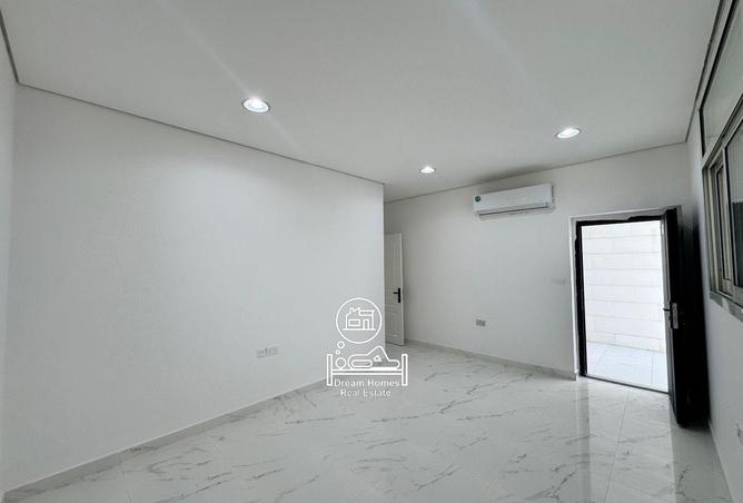 2P9fTF42b9k - صورة العقار 2