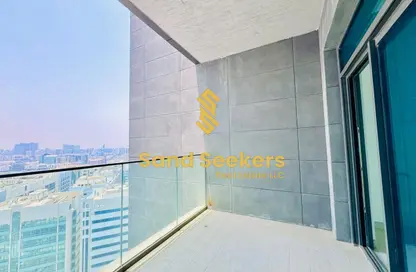 شقة - 2 غرف نوم - 4 حمامات للايجار في أبراج سكنية على الواجهة البحرية - منطقة النادي السياحي - أبوظبي