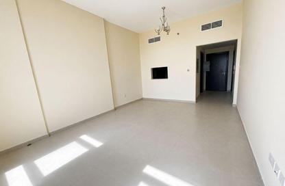 Apartment - 1 Bedroom - 2 Bathrooms for rent in Silicon Gates 4 - Silicon Gates - Dubai Silicon Oasis - Dubai