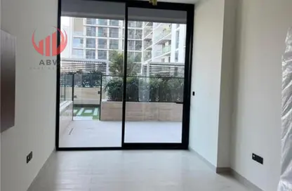 شقة - غرفة نوم - 2 حمامات للايجار في بن غاطي عنبر - منطقة 11 - قرية جميرا الدائرية - دبي