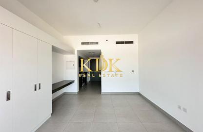 Apartment - Studio - 1 for rent in Bella Rose - Dubai Science Park - Dubai