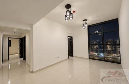 Apartment - 2 - 2 for rent in Muwaileh 29 Building - Muwaileh - Sharjah