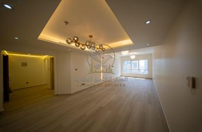 Apartment - 2 - 2 for rent in Al Khan Corniche - Al Khan - Sharjah