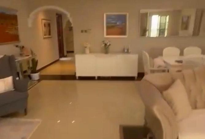 70704138 - صورة العقار 2