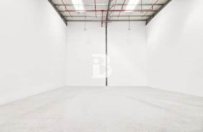 Warehouse - Studio for rent in Al Quoz Industrial Area - Al Quoz - Dubai