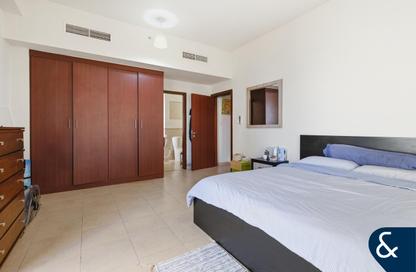 Apartment - 2 Bedrooms - 3 Bathrooms for sale in Bahar 1 - Bahar - Jumeirah Beach Residence - Dubai
