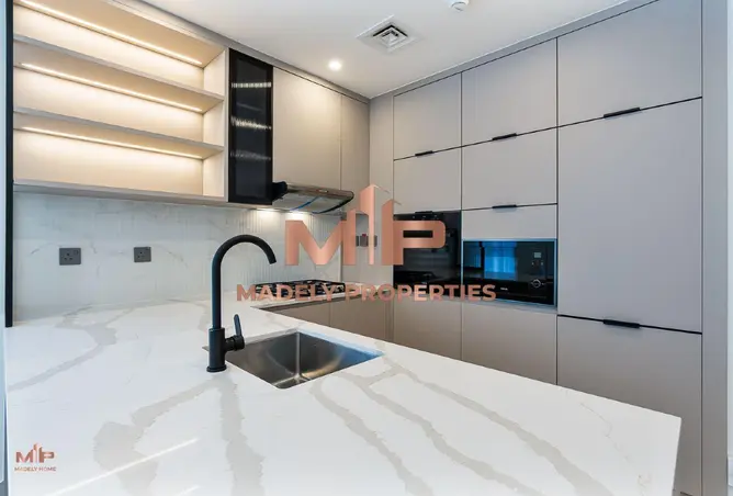 98263059 - Property Image 3