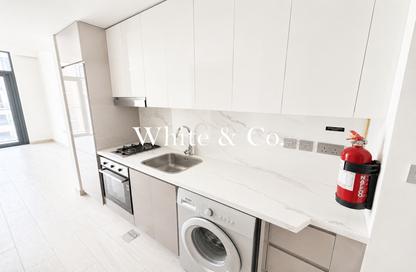 Apartment - Studio - 1 Bathroom for rent in Azizi Riviera 48 - Azizi Riviera - Meydan One - Meydan - Dubai